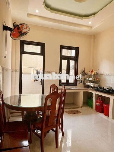 Chủ Ngộp Gấp Bán Nhà Đẹp tại Lê Trọng Tấn, DT 80m2, nở hậu tài lộc,hxh