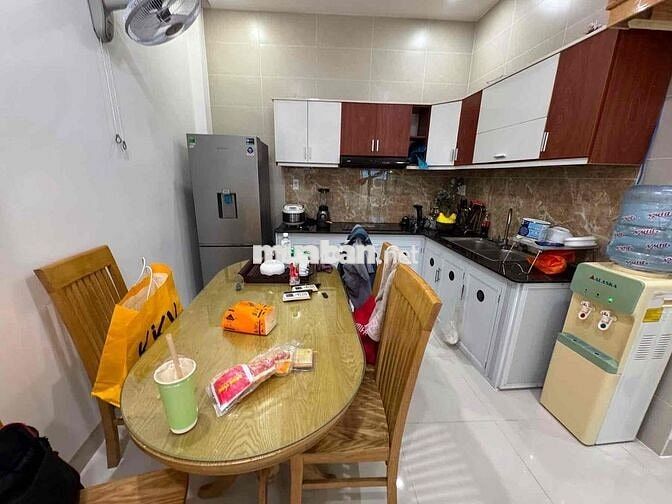 CHO THUÊ NHÀ MỚI 4 TẦNG KIỆT OTO LÝ TỰ TRỌNG.FULL NỘI THẤT