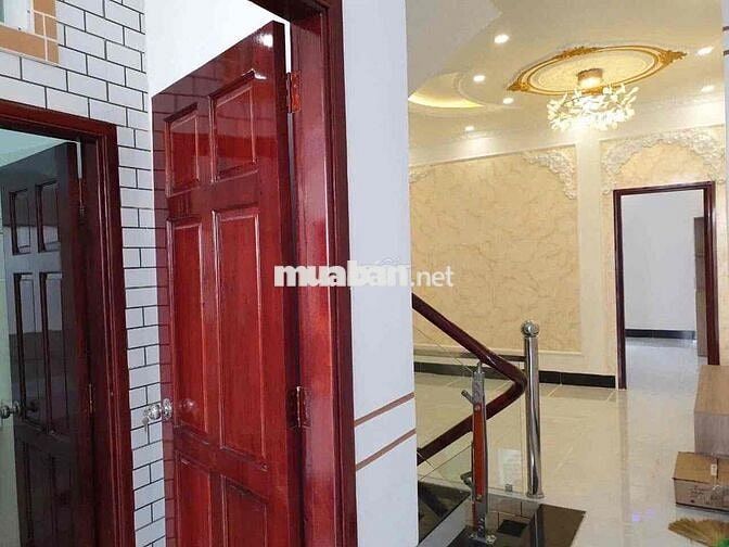 BÁN NHÀ TRUNG TÂM LỘ 20- SÁT MT NGUYỄN VĂN CỪ