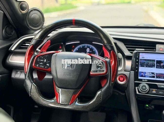 Honda Civic 1.8G Type R 2019 Đen nhám