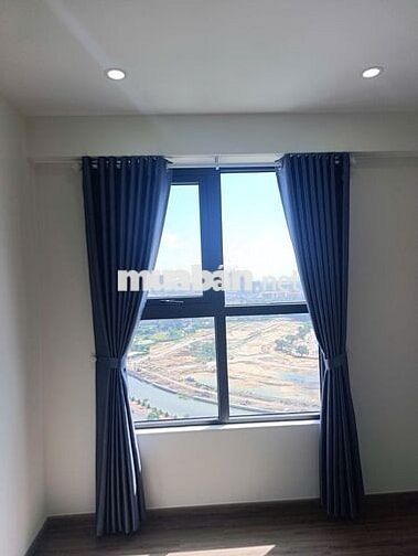 cho thuê căn 2PN ATS view hồ gươm xanh giá 7.5tr/tháng