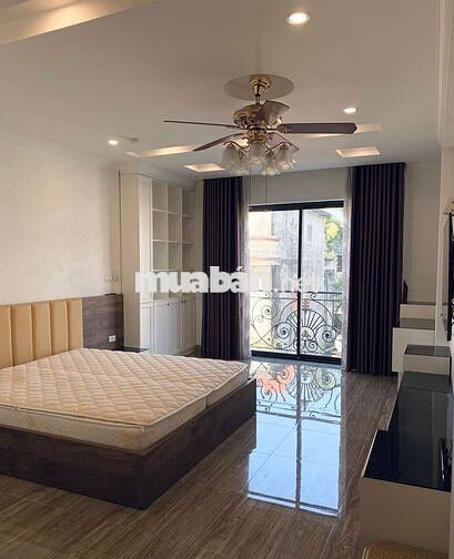 Cho thuê CCMN Ngọc Thụy, gần cầu Long Biên full nội thất , giá 6tr