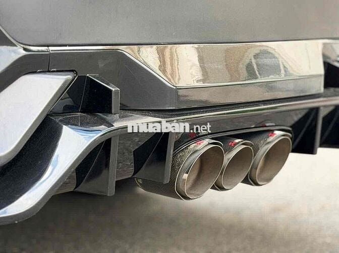 Honda Civic 1.8G Type R 2019 Đen nhám