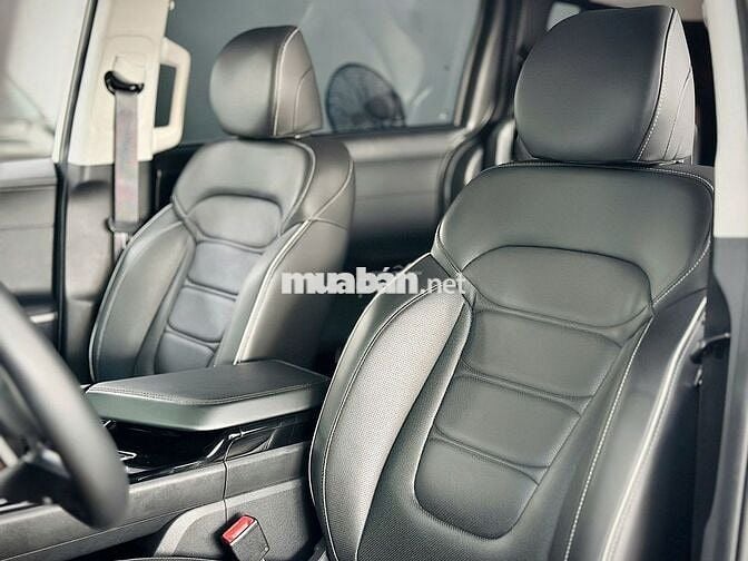 Hyundai Custin 1.5AT 2024 Trắng 40000 km