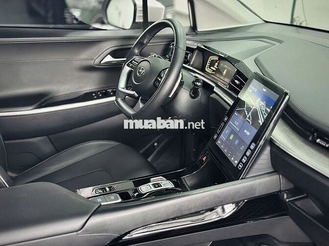Hyundai Custin 1.5AT 2024 Trắng 40000 km