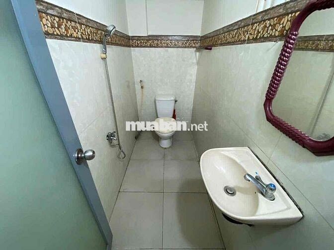 cho thuê nhà mtkd khu bàu cát tân bình. DT: 4m x 15m 1 lầu giá 16tr