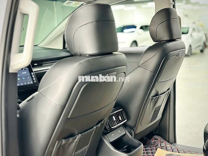 Hyundai Custin 1.5AT 2024 Trắng 40000 km