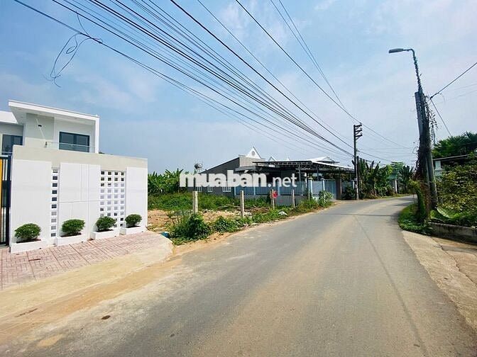 Em Cần Bán 2 Lô Đất Như Hình ở Gần Chợ Tân Bình, Ngã Tư Tân Triều