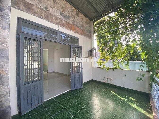 cho thuê nhà mặt tiền Nguyễn Phẩm