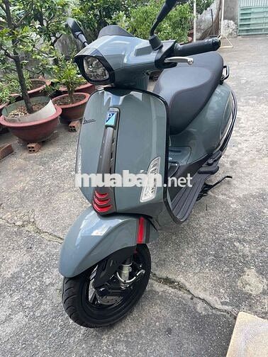 Piaggio Vespa Sprint 2025 Xám 800km