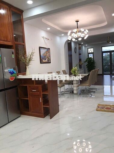 Mặt tiền đại lộ dự án the sol city đối diện chợ Hưng Long Bình Chánh