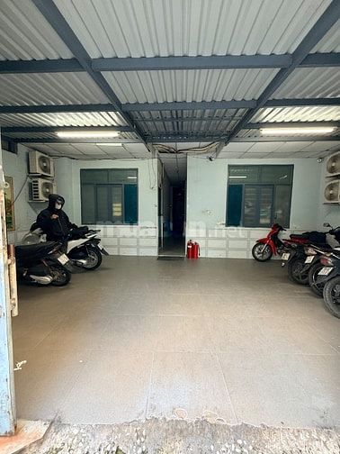 CHÍNH CHỦ BÁN GẤP NHÀ LỚN chỉ 133triệu/m2 TRUNG TÂM BÌNH THẠNH