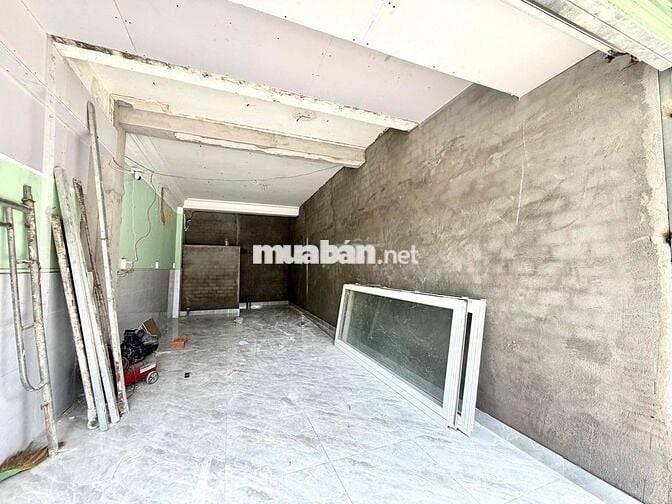 Cho thuê mặt bằng gần ngã tư hàng xanh