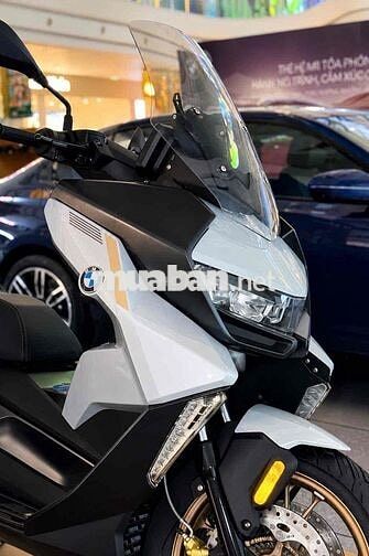 BMW Motorrad C400GT Diamond White 2025