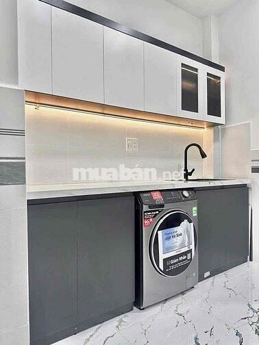 nhà bán, shr chính chủ. trục đường Tạ Quang Bửu Q8. chỉ hơn 2t