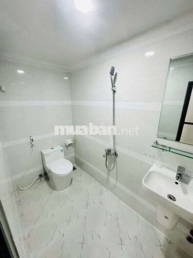 NHÀ MẶT TIỀN PHAN HUY ÍCH 6.5X20 3 LẦU GẦN EMART