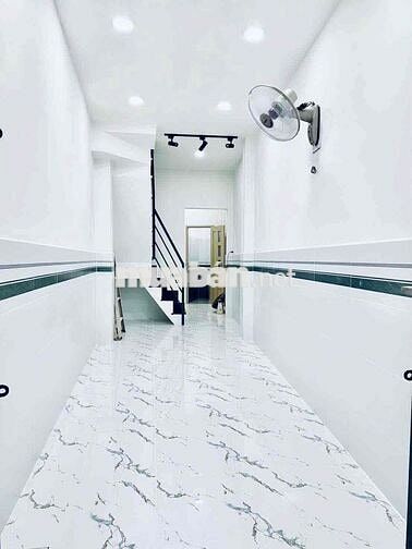 nhà bán, shr chính chủ. trục đường Tạ Quang Bửu Q8. chỉ hơn 2t