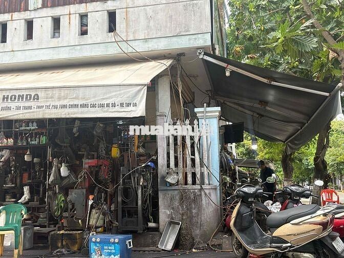 Tuyển thợ sửa chữa xe máy