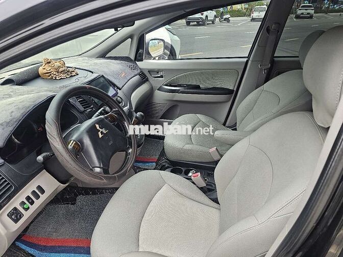 Mitsubishi Grandis 2.4AT 2006 Đen Tự động