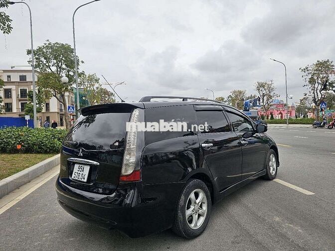 Mitsubishi Grandis 2.4AT 2006 Đen Tự động