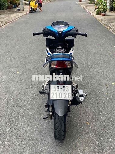 Xe Honda Winner V1 2018 Xanh trắng len ken đen 95%