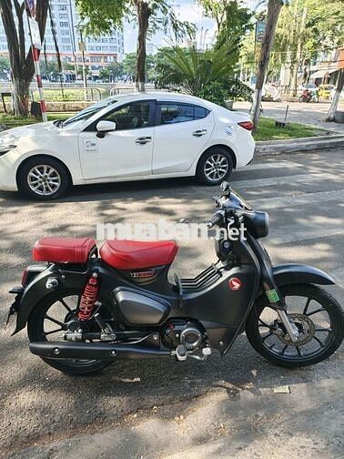 Honda Cub 125cc 900km màu Đen