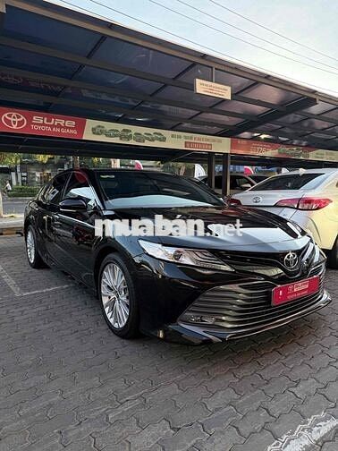 Toyota Camry 2.5Q 2020 29.000 km CHÍNH HÃNG