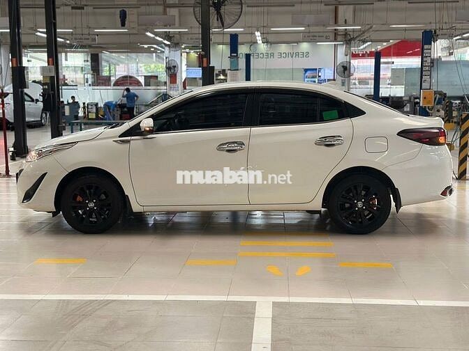 Toyota Vios E MT 2020 Trắng 84.000 km