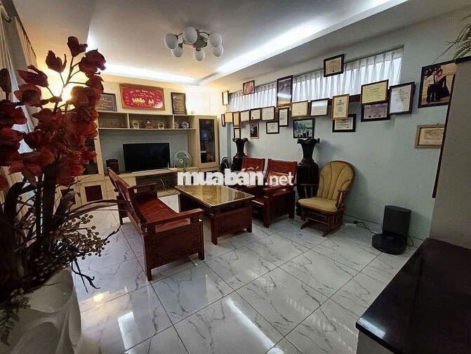 👉👉 CHO THUÊ NHÀ HXH NGAY GA T3_6x14m_TRỆT 2 LẦU ST, NỘI THẤT ĐẦY ĐỦ.