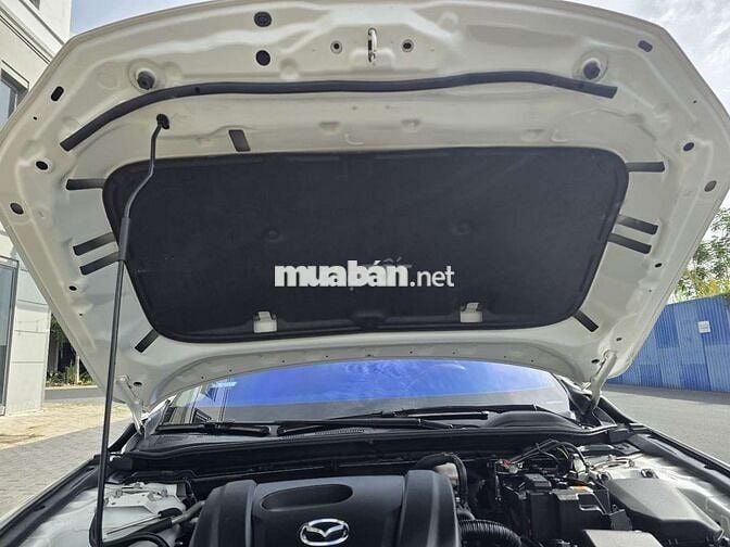 Mazda Mazda 3 Luxury 2023 Trắng