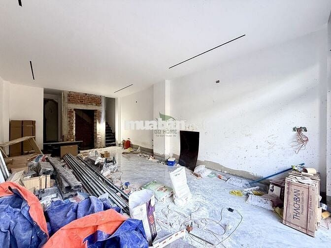 NHÀ KINH DOANH 5 TẦNG THÔNG SUỐT CÓ THANG MÁY KHU VCN PHƯỚC HẢI