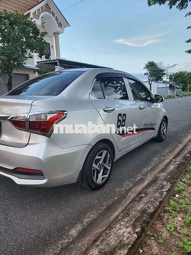 Hyundai I10 2018 Số sàn Bạc