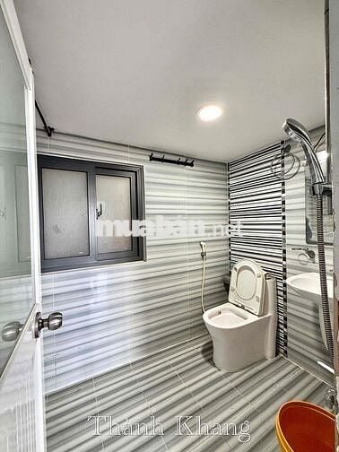 Căn Hộ 1 Gác 1 Giường Thang Máy Rộng 40m2 5ng4xe Ngay ĐH Kinh Tế UEH