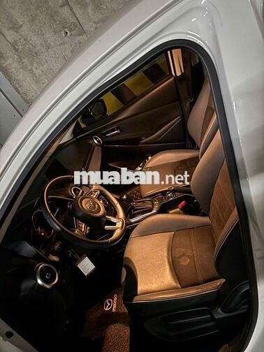 Mazda Mazda 2 Luxury 2021 Trắng 35000 km