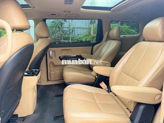 Kia Sedona Luxury 2.2D 2020 Đen 69,000km