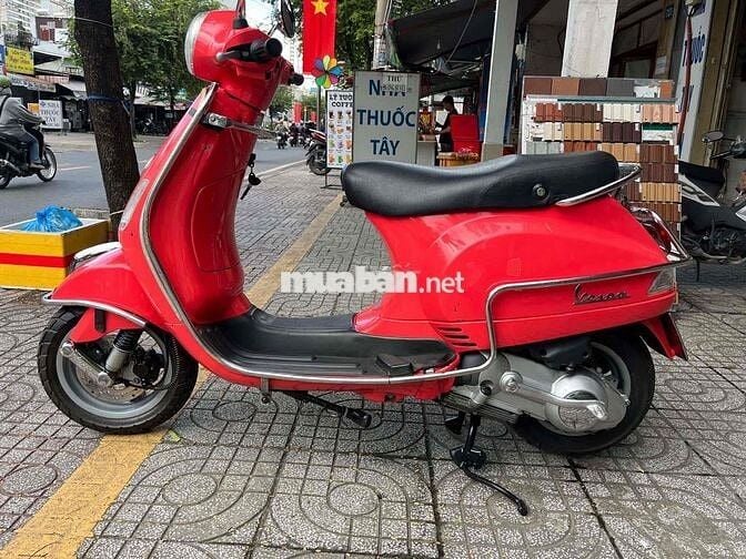 Piaggio Vespa 374455 km màu Đỏ