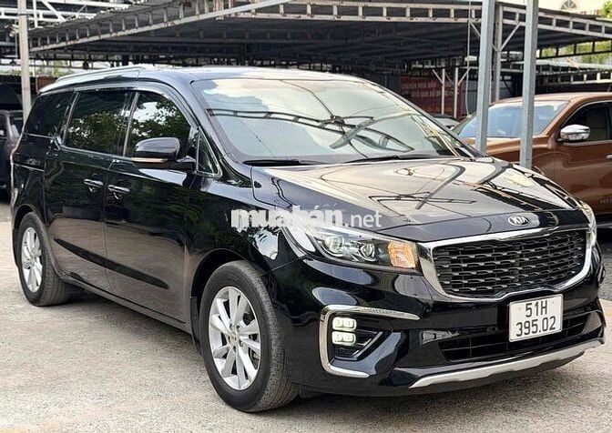 Kia Sedona Luxury 2.2D 2020 Đen 69,000km