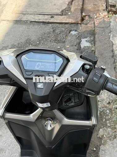 Vario 150 góp đưa 13tr nhận xe