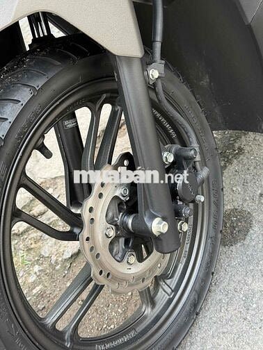 Vario 150 bstp . góp đưa 14tr nhận xe