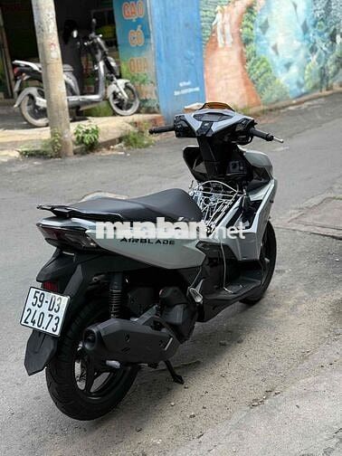 Air Blade 160 2023 góp đưa 16 nhận xe