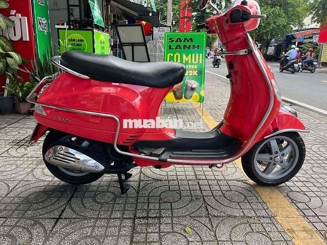 Piaggio Vespa 374455 km màu Đỏ