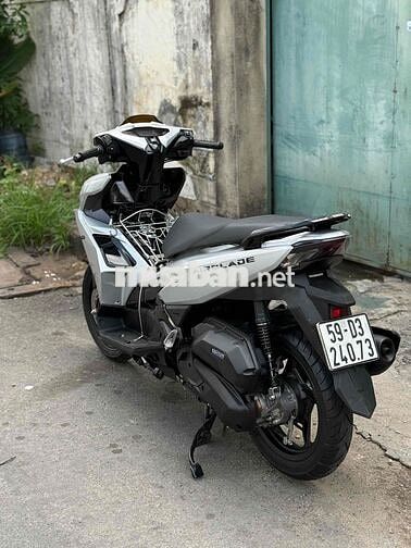 Air Blade 160 2023 góp đưa 16 nhận xe