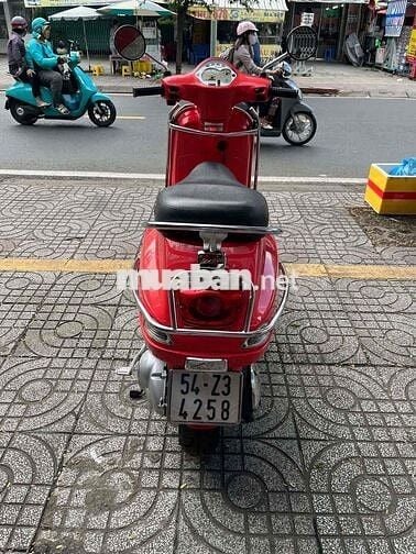 Piaggio Vespa 374455 km màu Đỏ