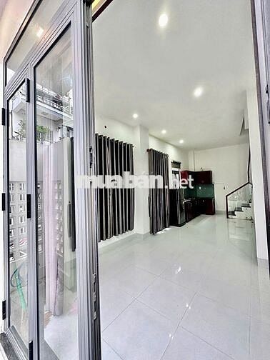 Nhà trệt lầu 2PN Có Nội Thất góc hẻm đường Quang Trung 7 triệu