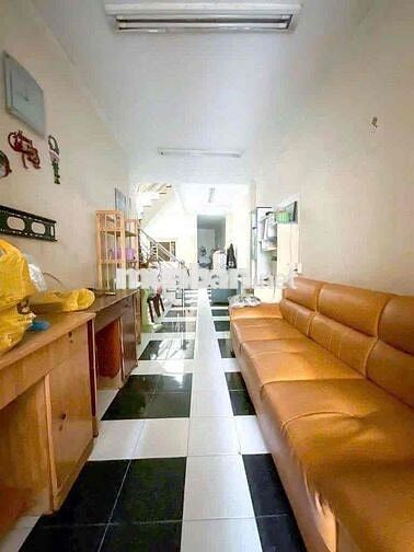 Bán Nhà 57m2 hẻm 1/ kdc HH Tôn Thất Thuyết P3 Q4