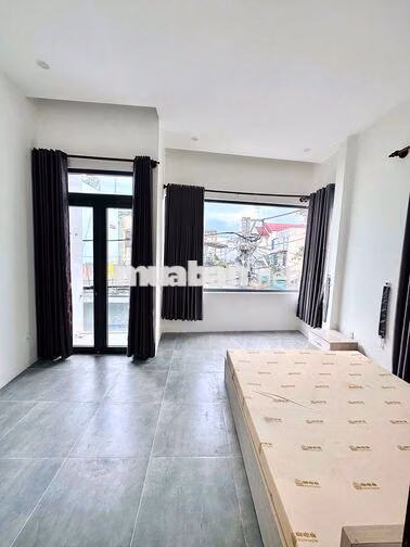 Nhà trệt lầu 2PN Có Nội Thất góc hẻm đường Quang Trung 7 triệu