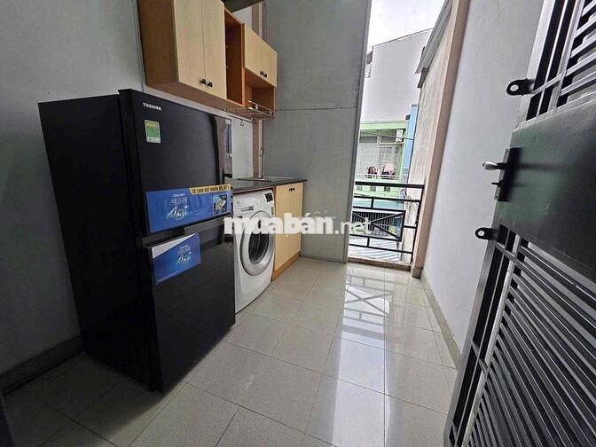 CHO THUÊ CHDV GẦN ,NGÃ TƯ HÀNG XANG ,HUTECH…