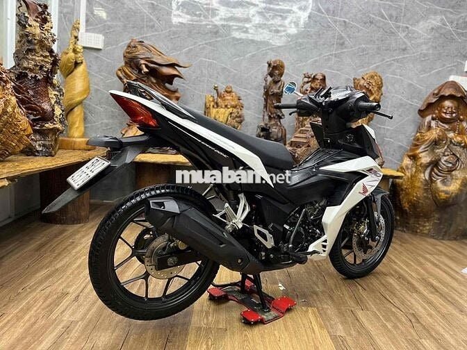 Honda Winner V1 2017 có cmc máy khoẻ, êm