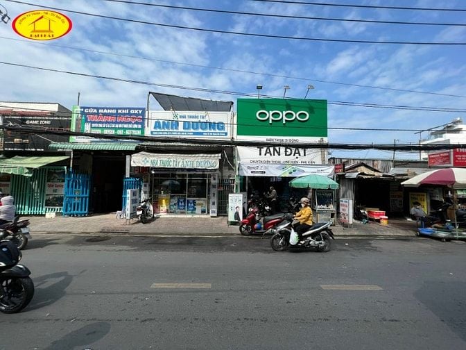 Bán mặt tiền Lê Văn Lương 3500m2 đã có dự án xây chung cư 18 tầng