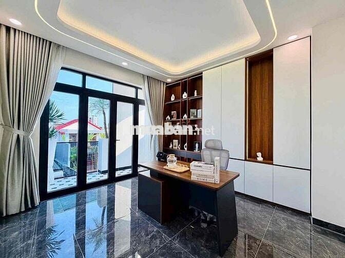 Nhà Phố Tân Bình 1trệt - lửng và 3lầu nội thất chi tiết zl ***